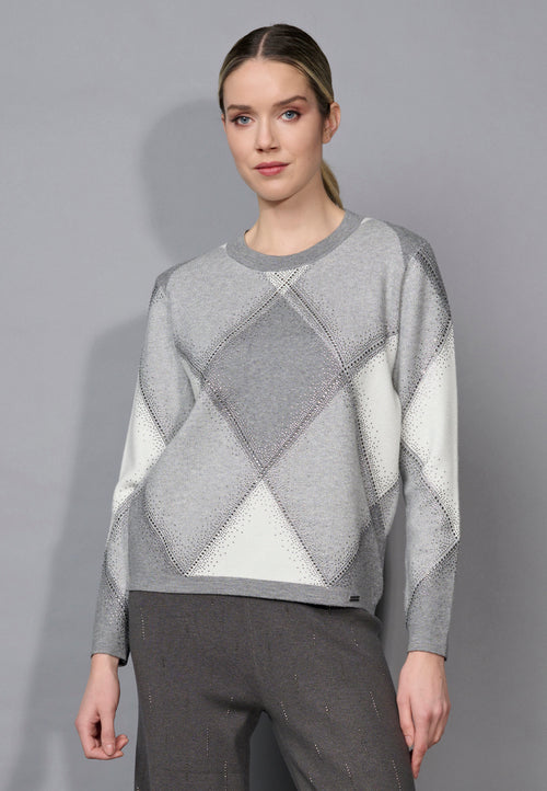 Diamond Top Front View