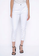 Eyelet-Ankles Cropped Jeans Front View