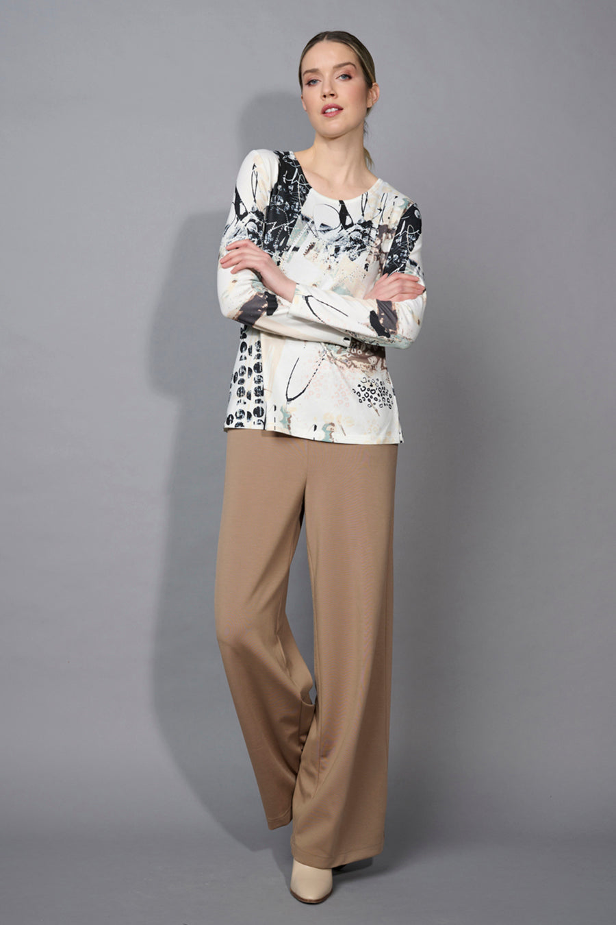 Wide-Leg Center-Seamed Pants