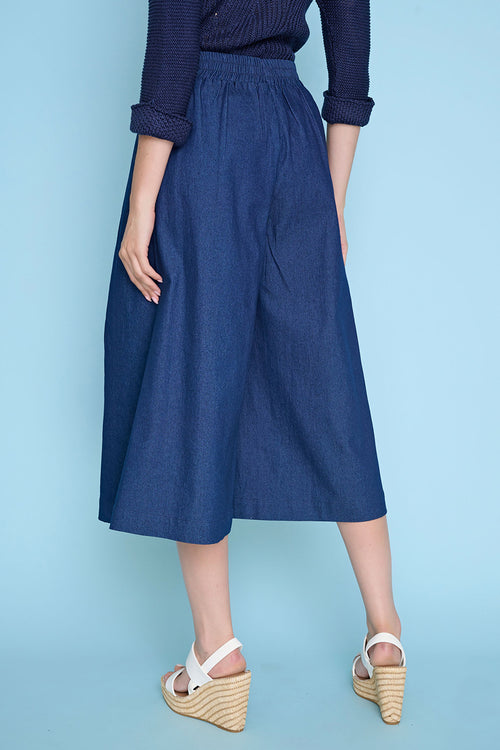 Pleated Wide-Leg Cropped Pants Back View