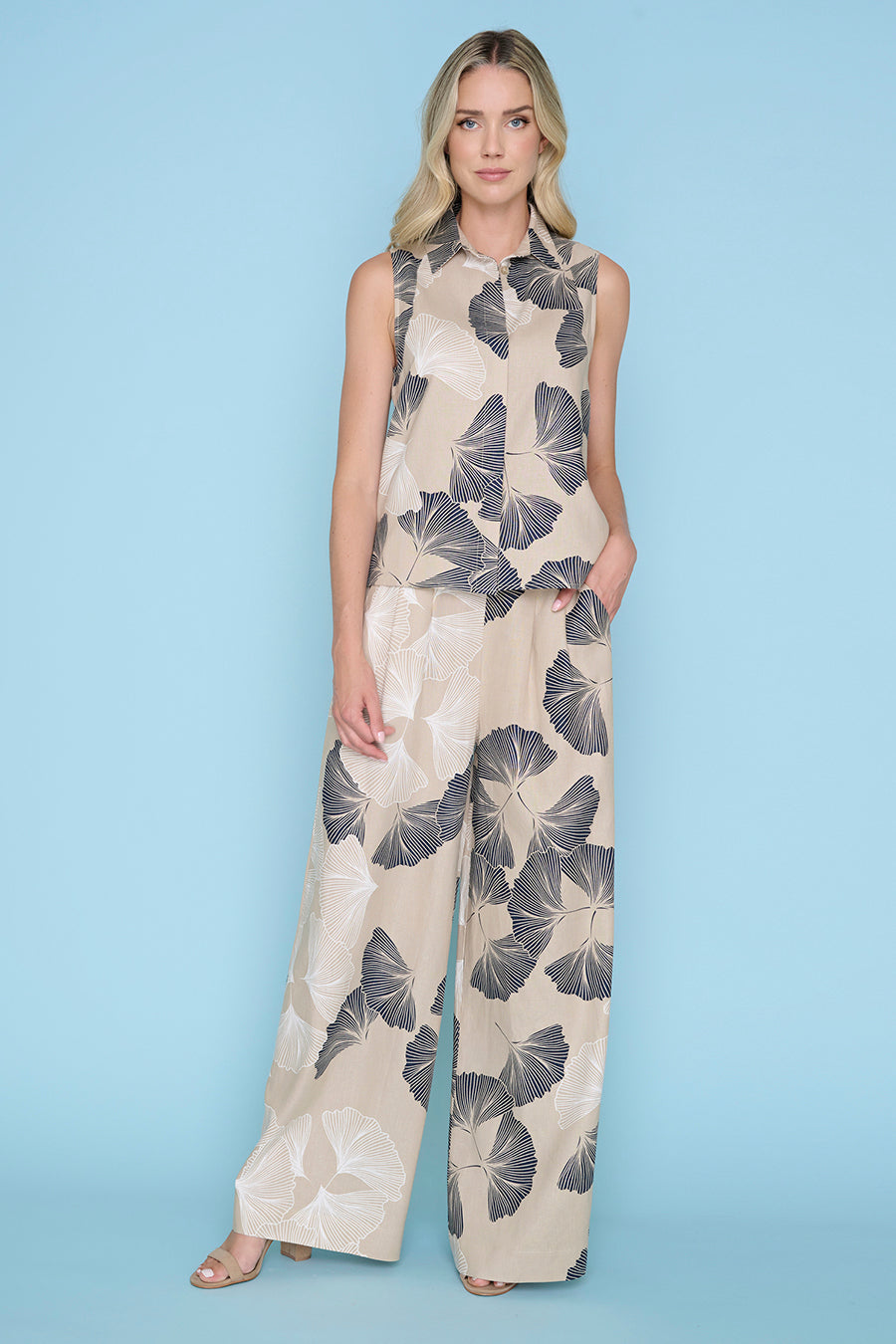 Wide-Leg Pleated Regular-Length Pants