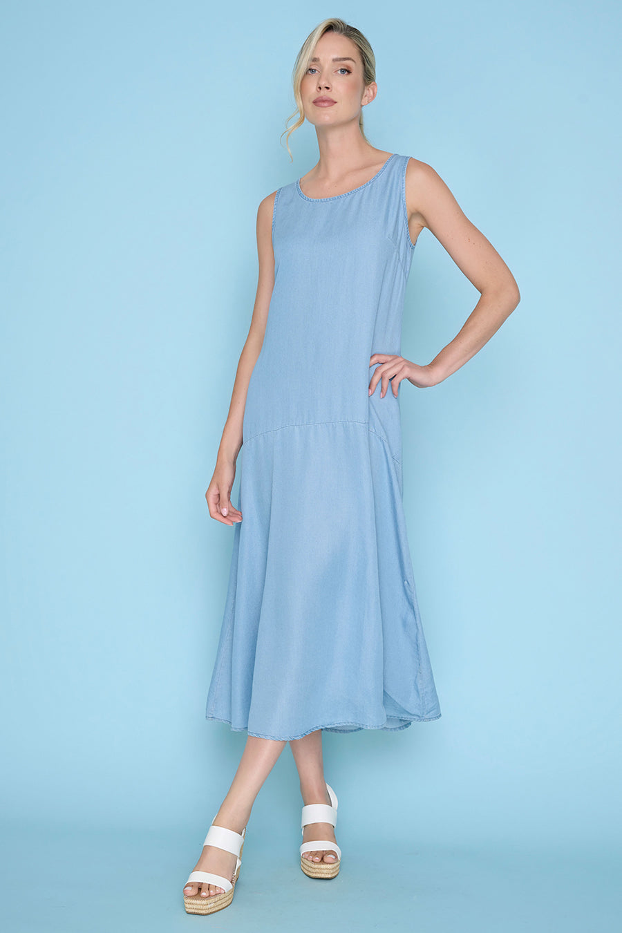 Sleeveless Long Dress
