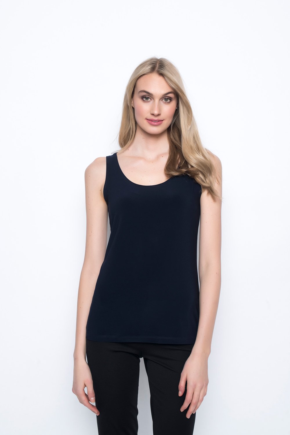Roll Trim Scoop Tank – Beyond the Alley Boutique