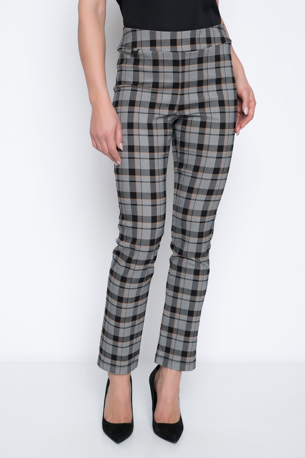 Pull on store plaid pants